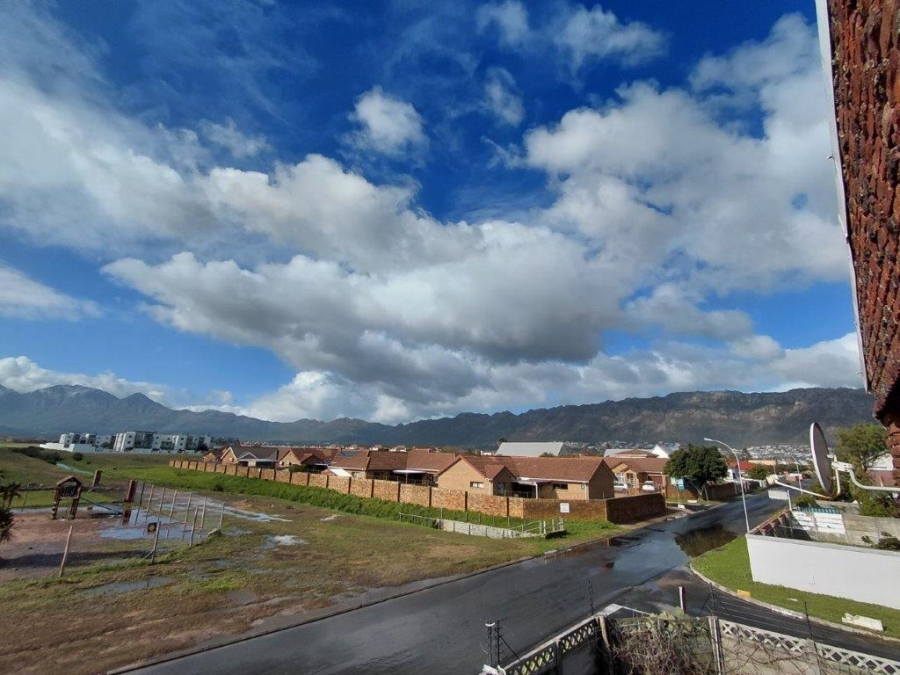 7 Bedroom Property for Sale in Gordons Bay Central Western Cape